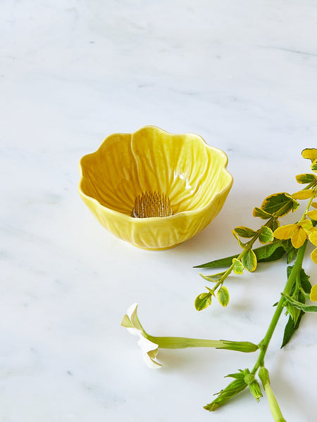 Buttercup Flower Bowl and Small Flower Frog Bundle, Yellow
