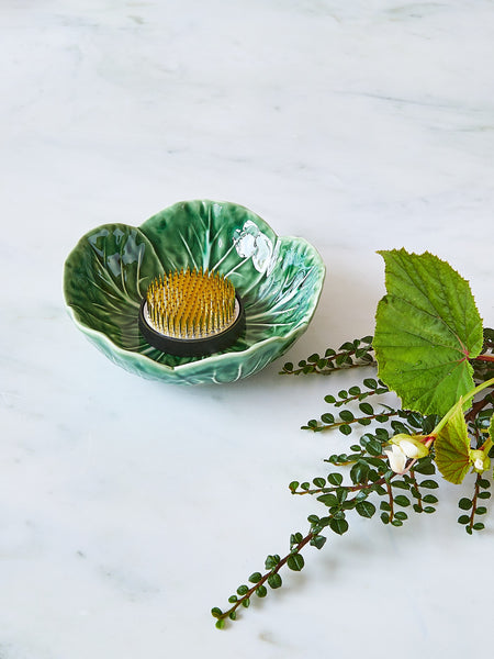 Medium Cabbageware Bowl and Medium Flower Frog Bundle