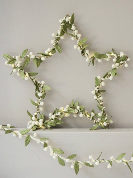 Melanie Porter Mistletoe Star Light Decoration