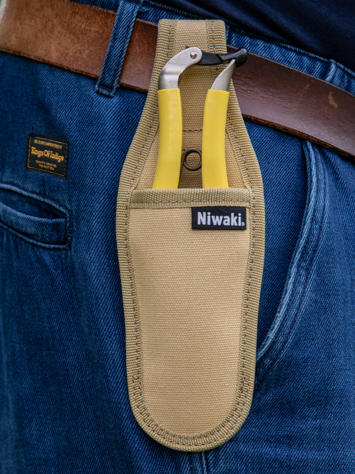 Niwaki Daikiba Secateurs with holster