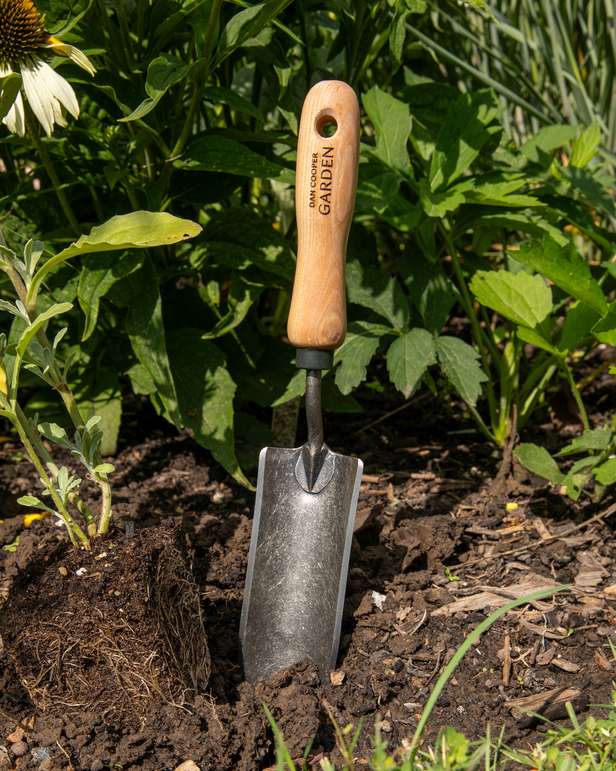 Signature Slim Transplanting Trowel