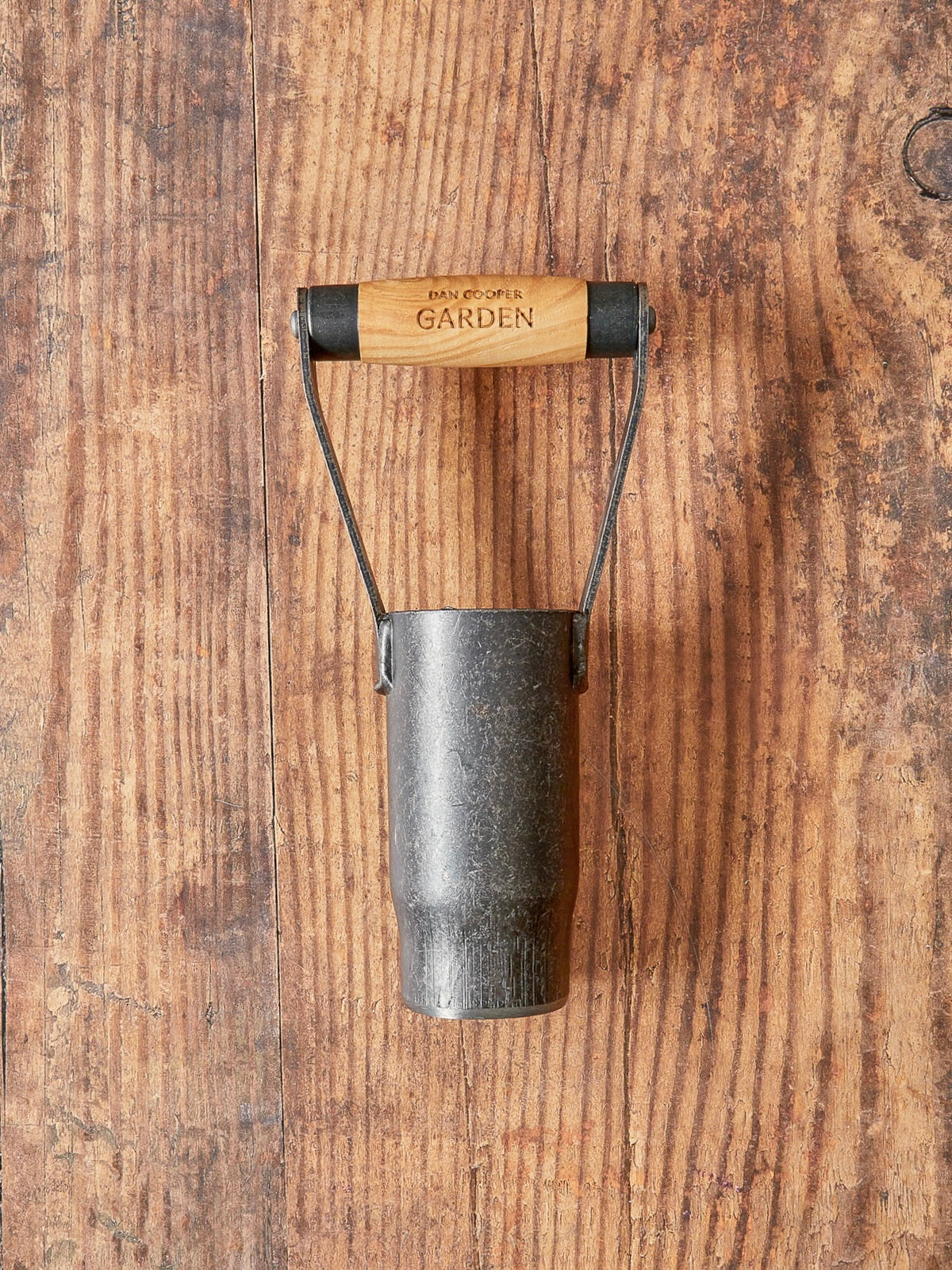 Signature Bulb Planter