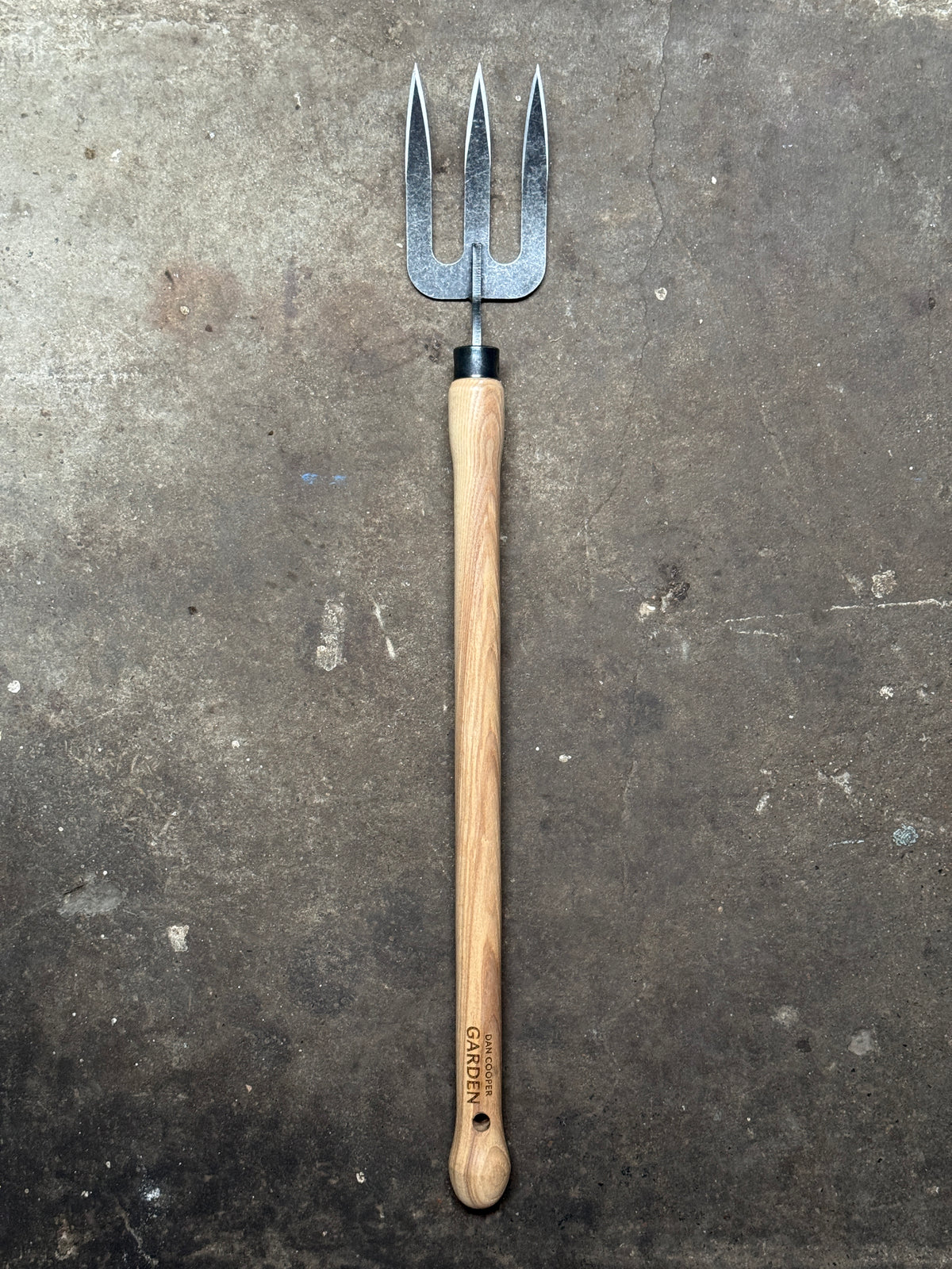 Signature Mid-Length Hand Fork