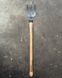 Signature Mid-Length Hand Fork