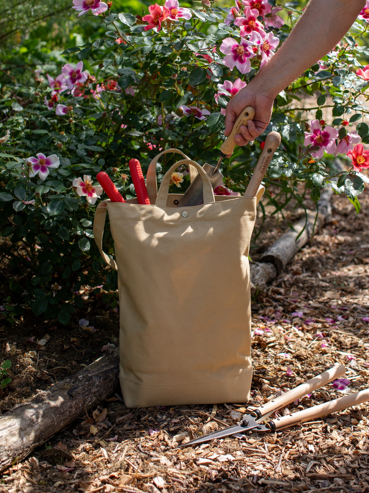 Niwaki Daikon Tote Bag