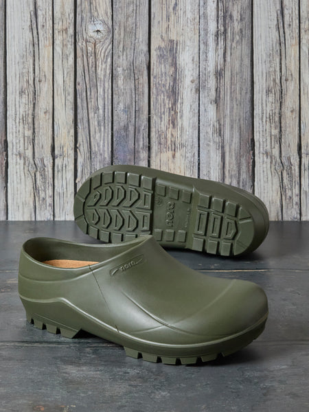 DCG Exclusive - Italian Garden Clogs, Olive Green