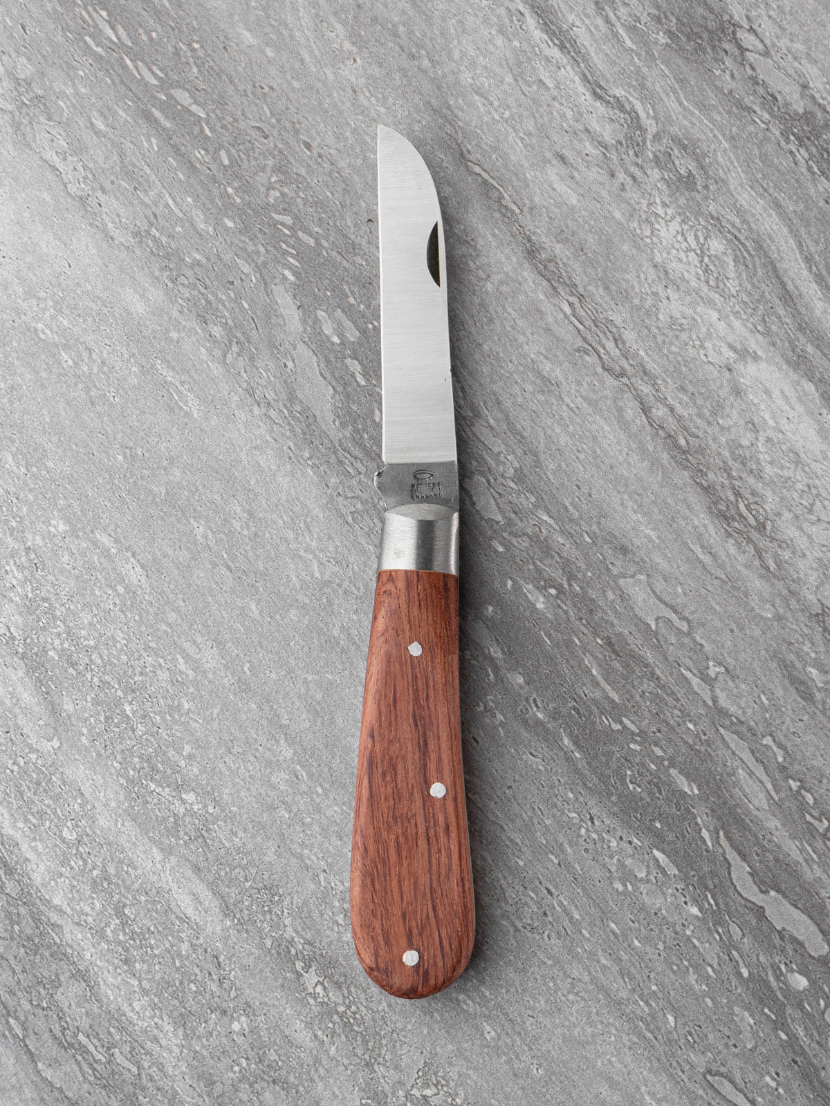 Taylor's Eye Witness lambfoot folding knife
