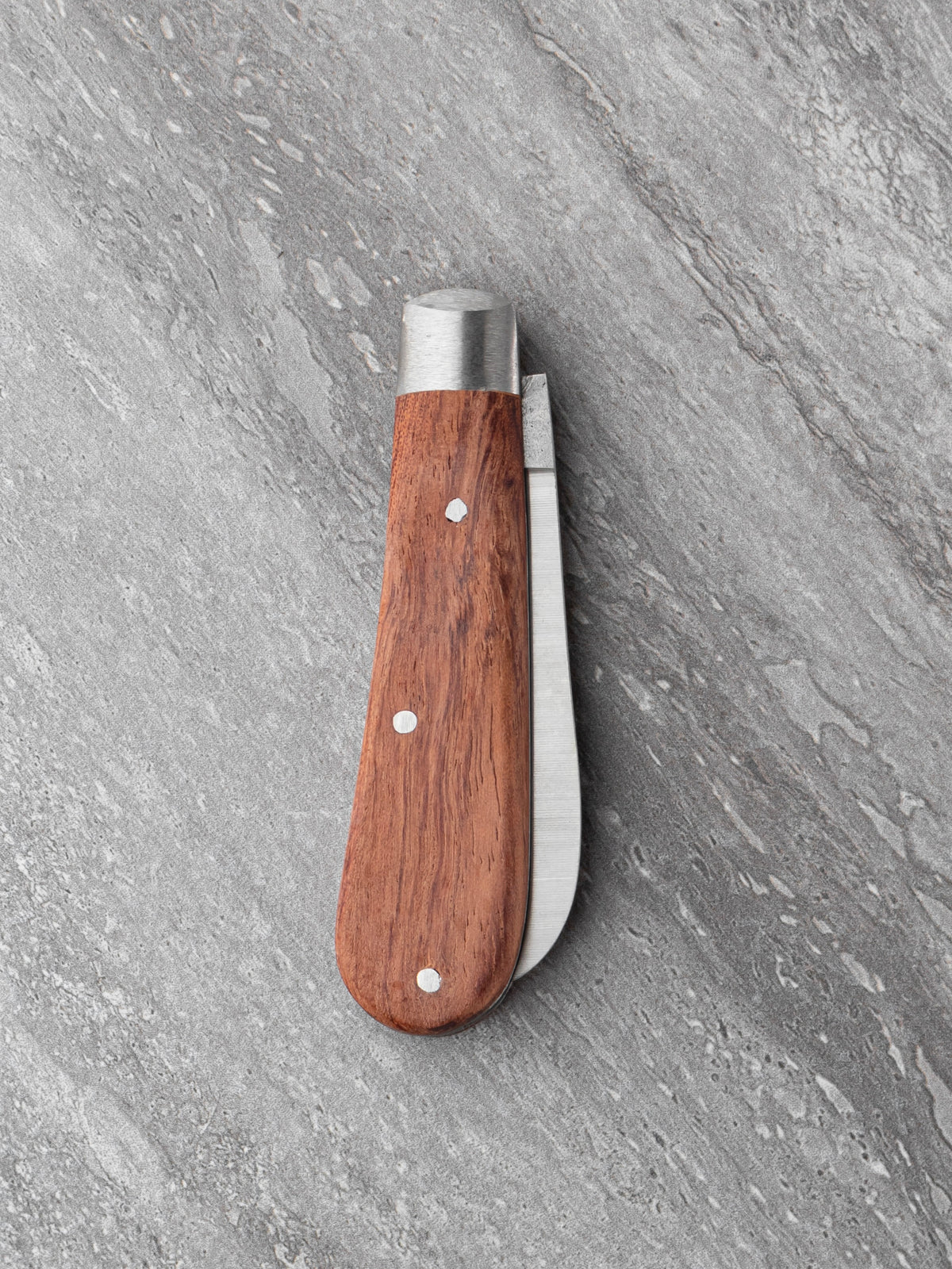Taylor's Eye Witness lambfoot folding knife