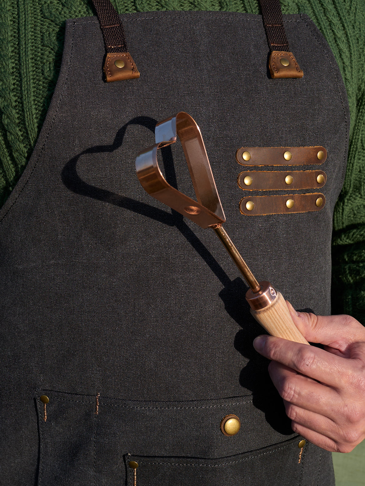 'Ljubica' Heart-Shaped Weeding Hoe