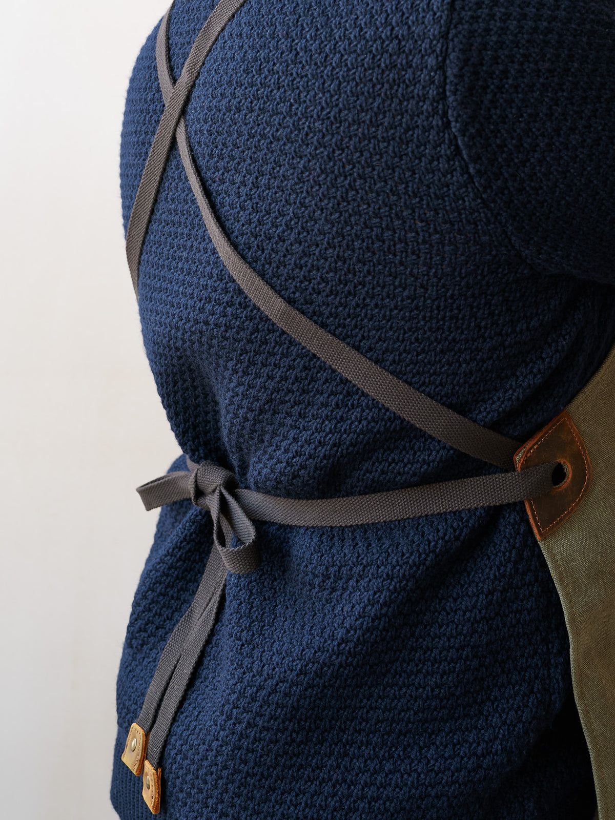 Signature Gardening Apron, Olive Green