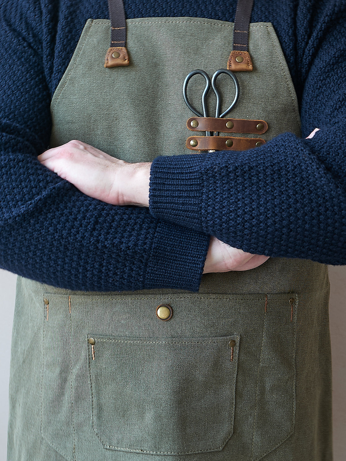 Signature Gardening Apron, Olive Green