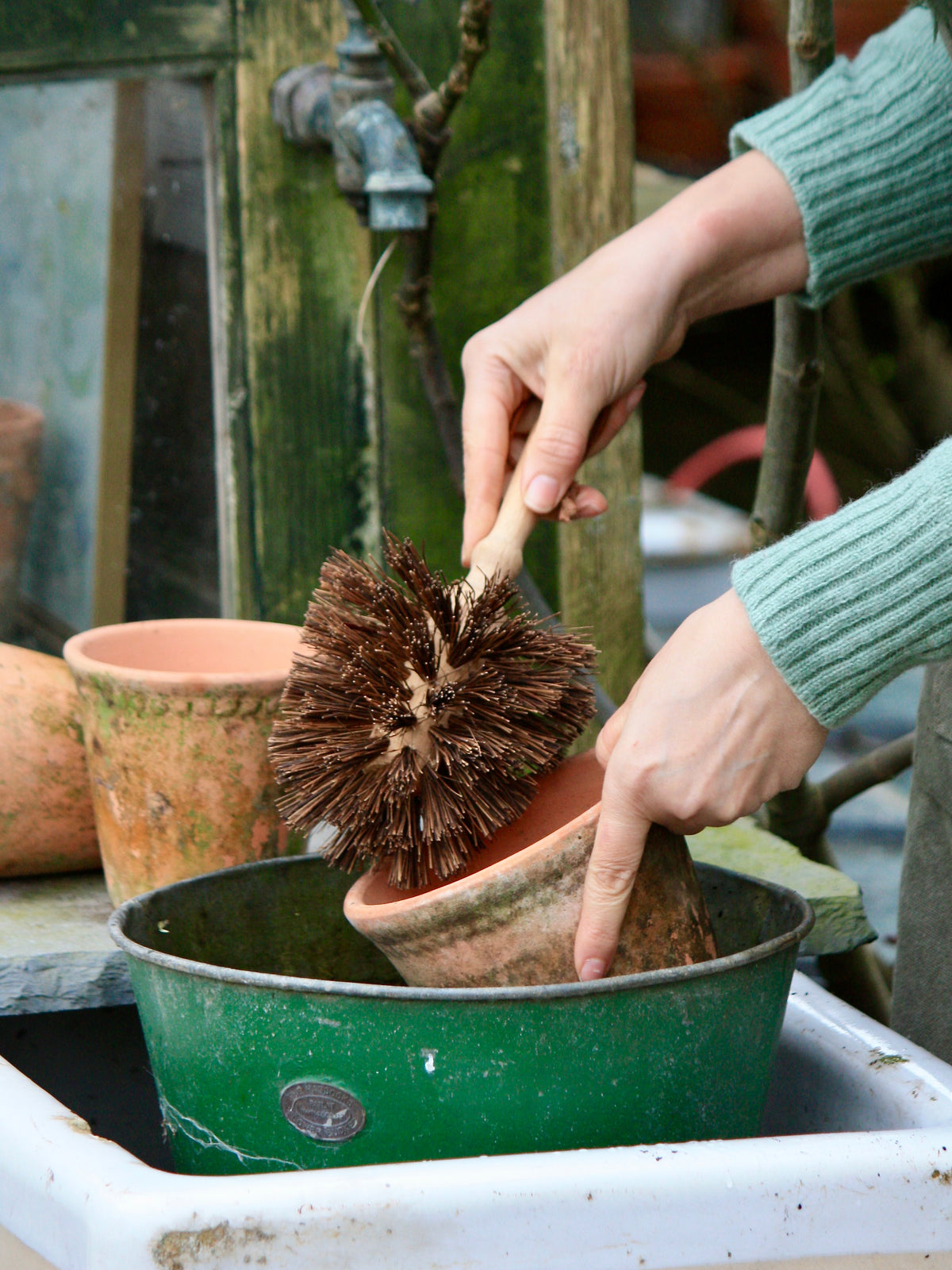 plant pot brush Redecker Flowerpot Brush – Dan Cooper Garden